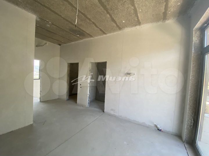 Дом 371,4 м² на участке 7,1 сот.