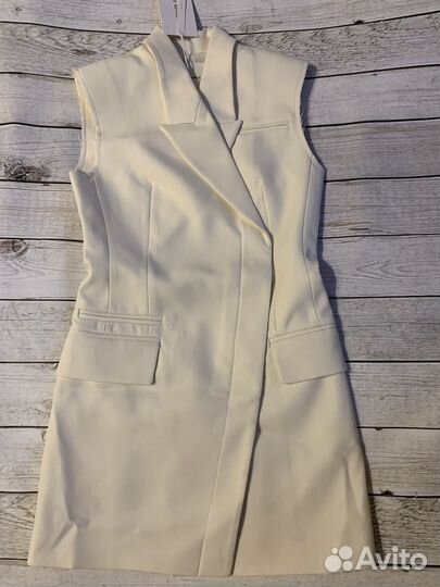 Поатье-жакет приталенного кроя