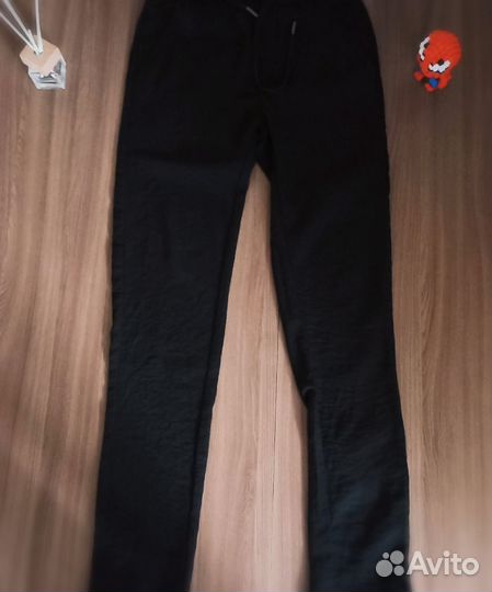 Брюки летние на резинке 44 размер