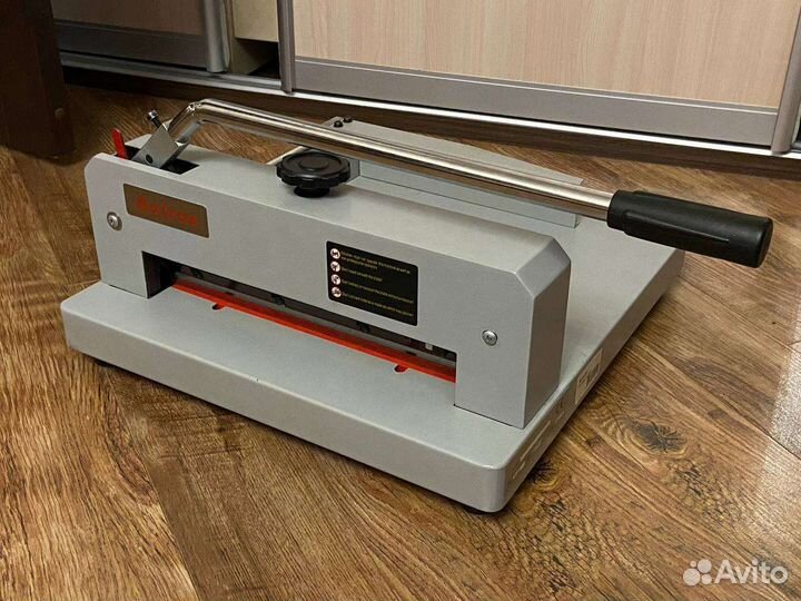 Резак гильотинный Bulros 320