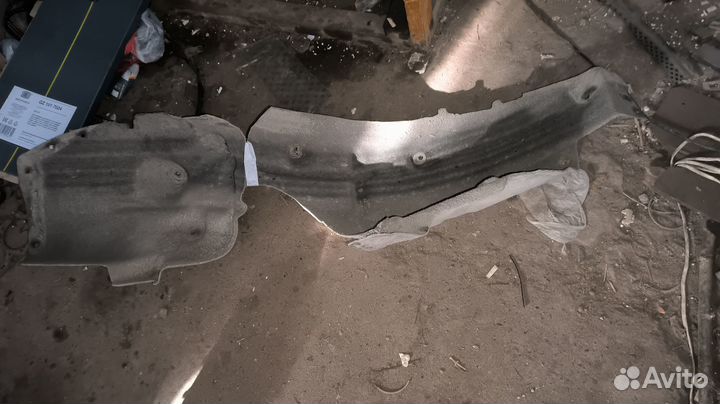 Рено каптюр локер задний