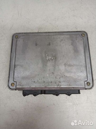 Блок управления двигателем VW Bora 2.3 AGZ механик