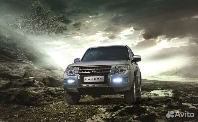 Стëкла фар Mitsubishi Pajero 4 рест. 2011 - 2014