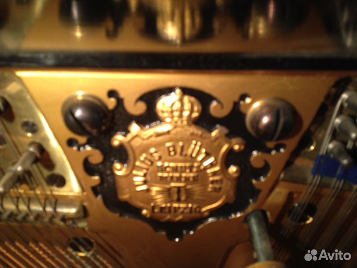 Антикварное пианино Bluthner Leipxig, 17-наград