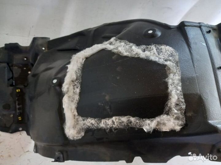 Подкрылок передний левый Lexus Ls460 USF40 1UR-FSE