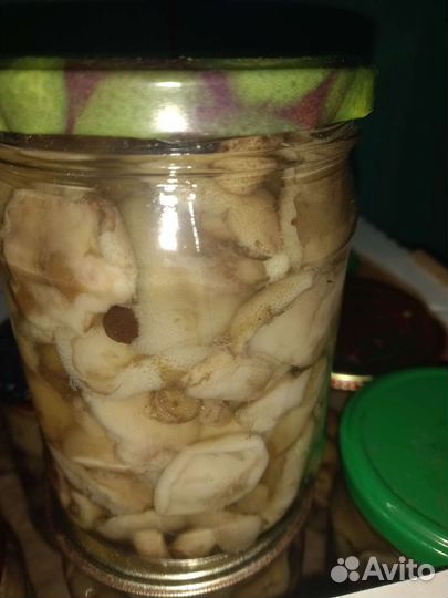 Грибы,маслята и сушёные боровички