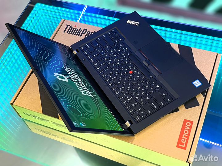 Как новый Lenovo T490 i7-8665U 16GB 512SSD IPS