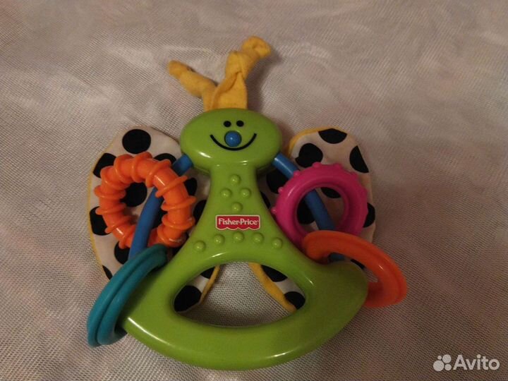 Игрушки,погремушки,прорезыватели для маленьких