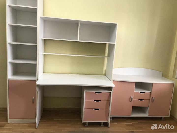 Комплект мебели для подростка