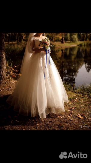 Свадебное платье