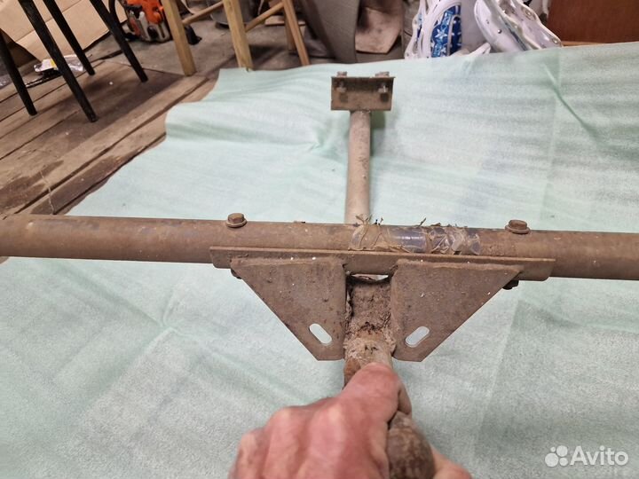 Фаркоп на ниву 21214