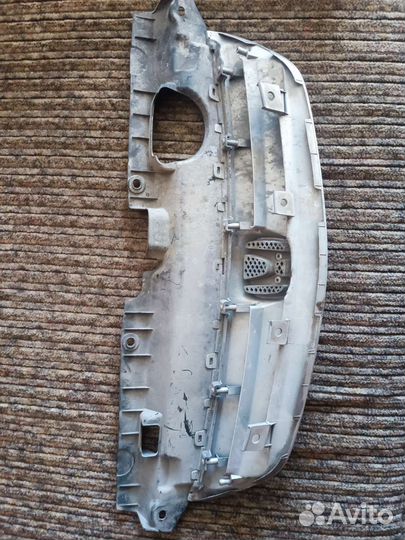 Решётка радиатора Honda Civic 7 2002 г