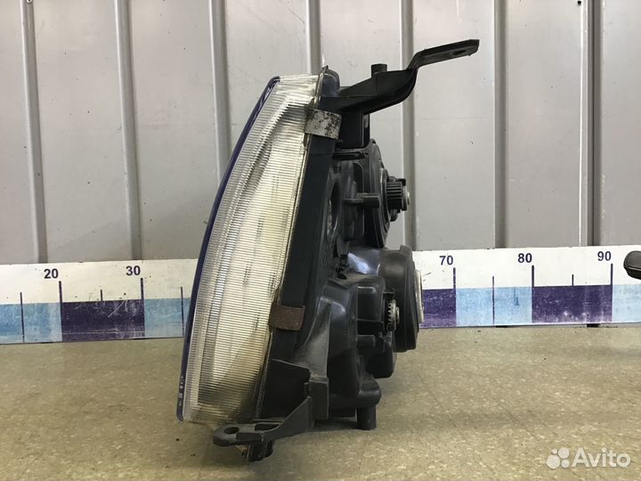 Фара левая Toyota Land Cruiser (100) 1998-2007