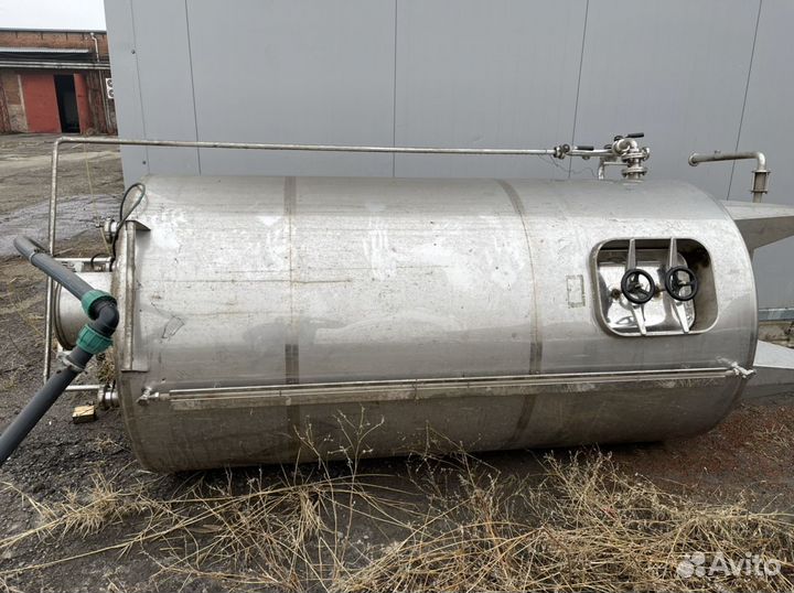 Емкость нержавеющая 4м3