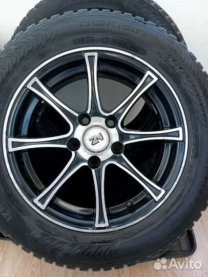 Комплект колес на polo и rapid hakkapeliitta 8