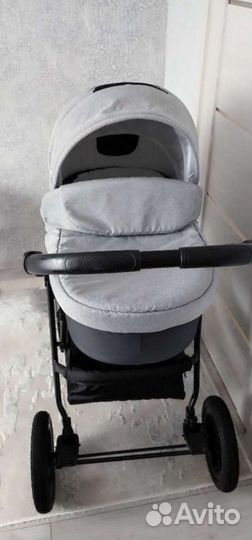 Прогулочная коляска 2 в 1