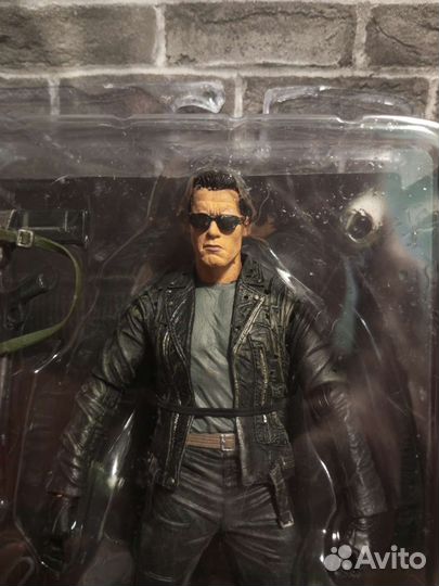 Коллекционные фигурки Терминатор T-800,T -1000