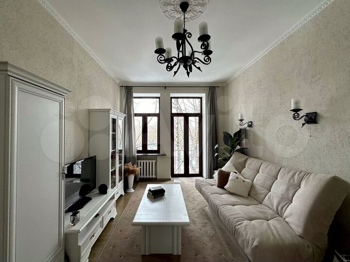 2-к. квартира, 57 м², 3/5 эт.