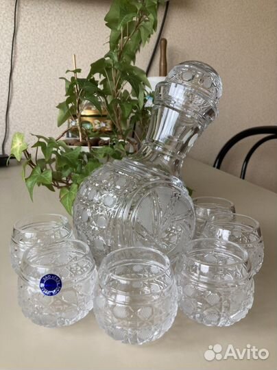 Графин и стопки, хрусталь