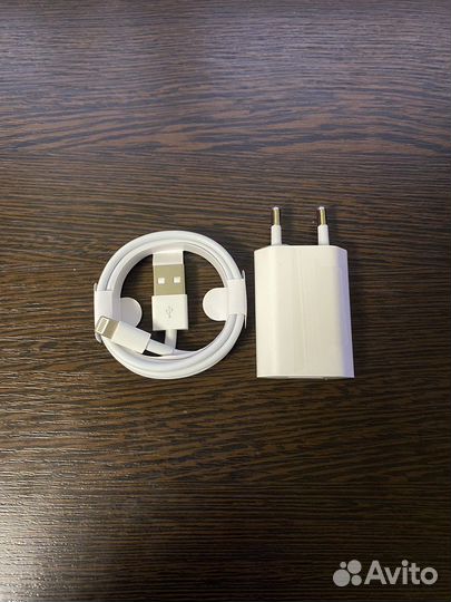 Зарядка на iPhone