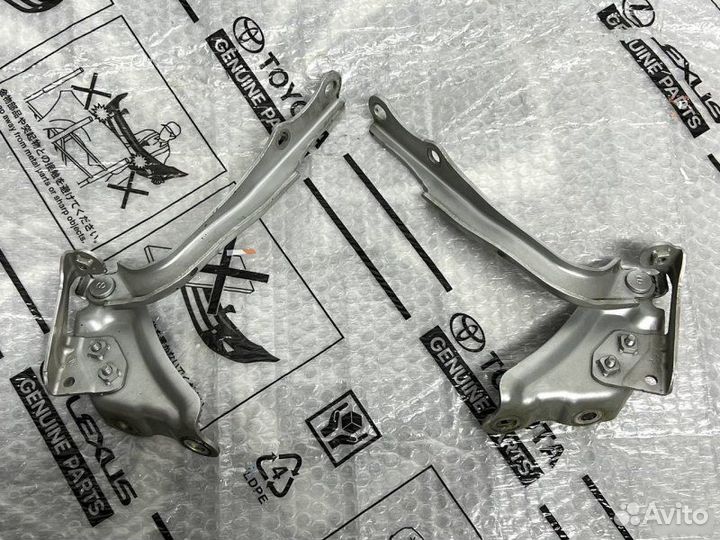 Петли капота Toyota Land Cruiser 200