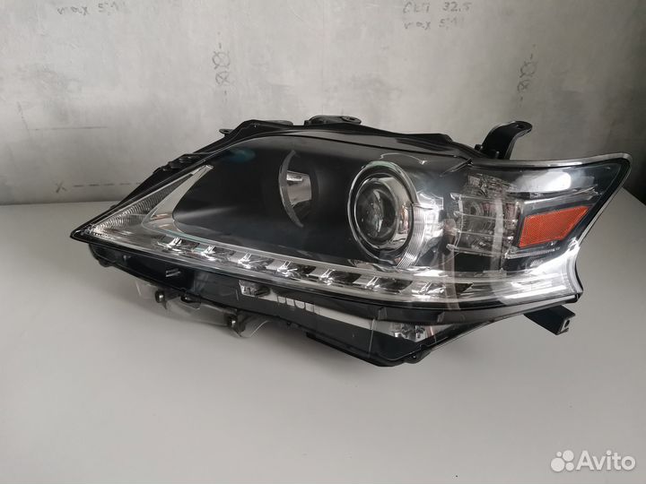 Фара передняя левая на Lexus RX 270/350/450