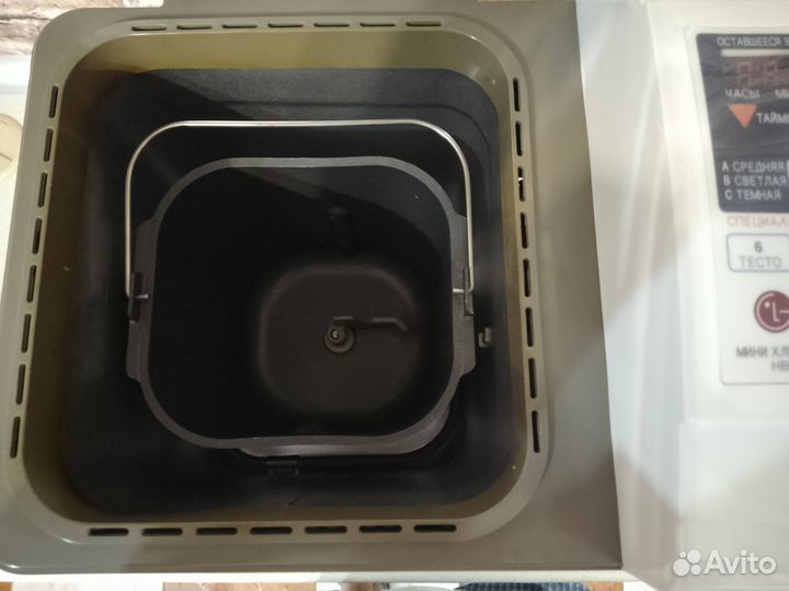 Хлебопечка LG HB-201JE