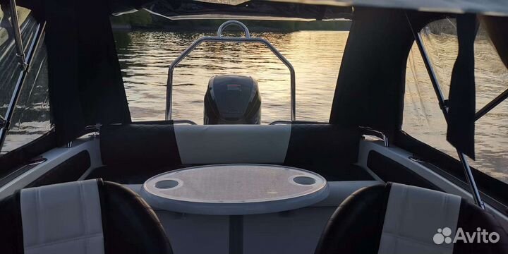 Прогулки на катере