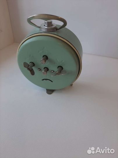 Часы будильник Витязь СССР