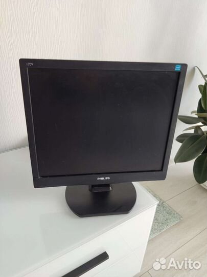 Монитор Philips 170V