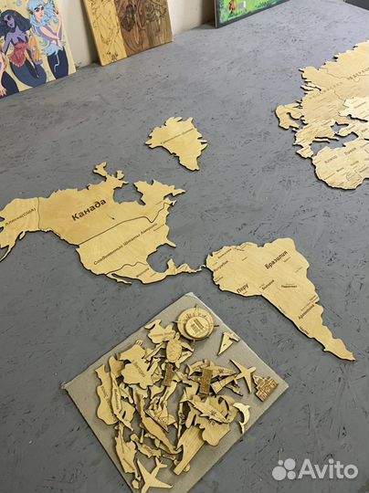 Карта мира одноуровневая из дерева