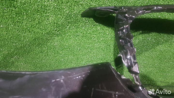 Передний бампер BMW X3 F25