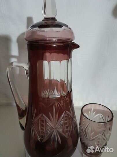 Кувшин хрустальный шедевр- исполнения