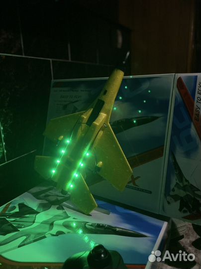 Радиоуправляемый самолет