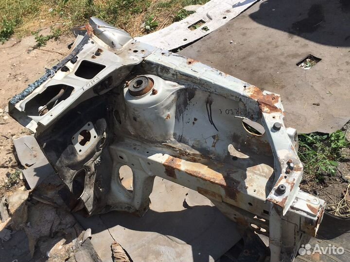 Четверть передняя левая Kia Rio 1