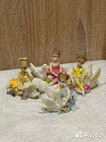 Статуэтка ангел/девочка и лебедь