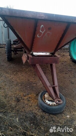 Прицеп тракторный