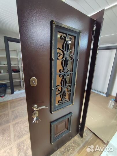 Дверь 8см входная Венеция 96я