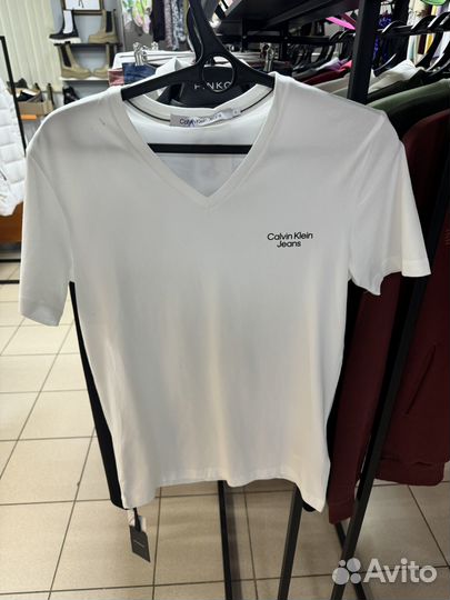 Calvin klein футболка