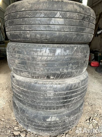 Bridgestone Dueler H/L 235/55 R20