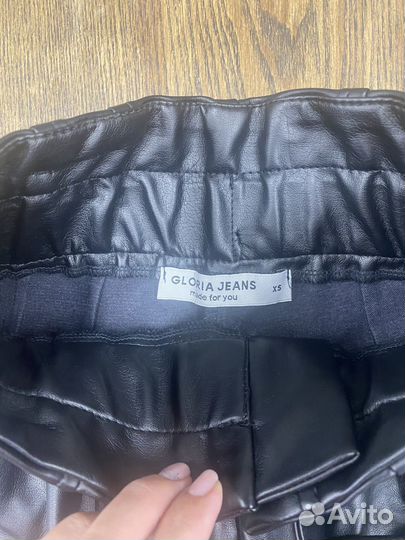 Кожаные шорты новые