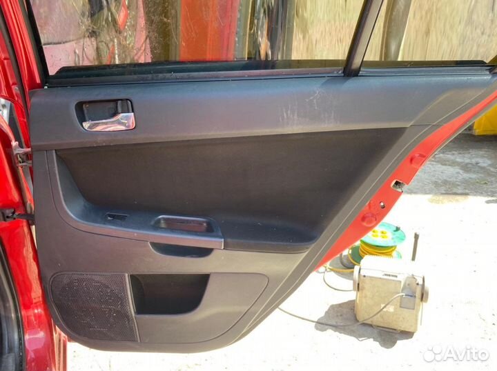 Дверные обшивки Mitsubishi Lancer X 10