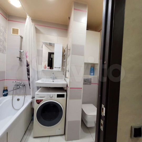 2-к. квартира, 43 м², 2/3 эт.