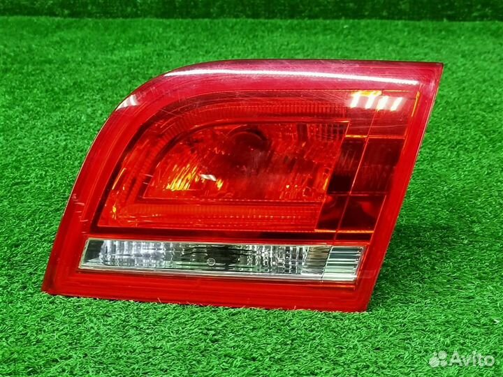 Фонарь задний внутренний правый Audi A3 (8PA) 200