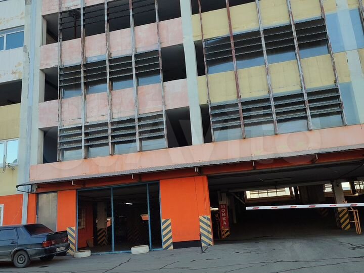 Машиноместо, 14 м²