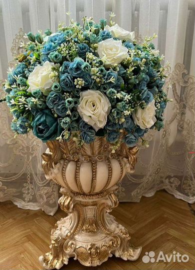 Гипсовые вазочки с цветами