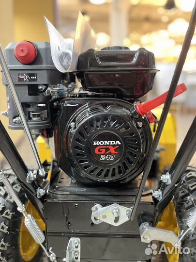 Подметальная машина Honda