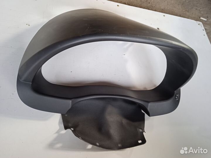 Накладка щитка приборов Hyundai Solaris 1