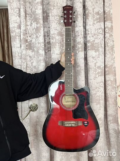 Гитара elitaro