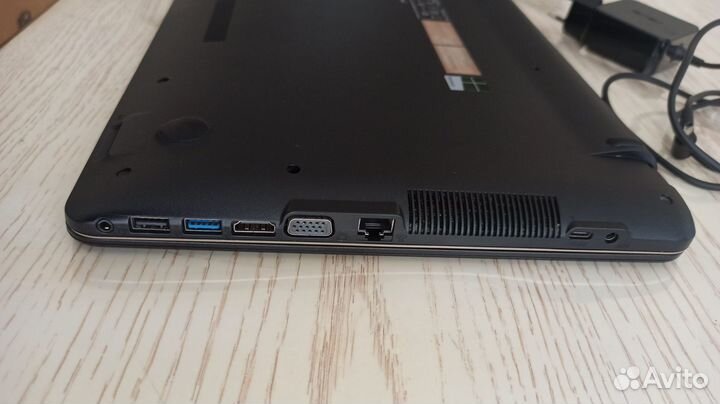 Ноутбук asus X540LJ-XX569T